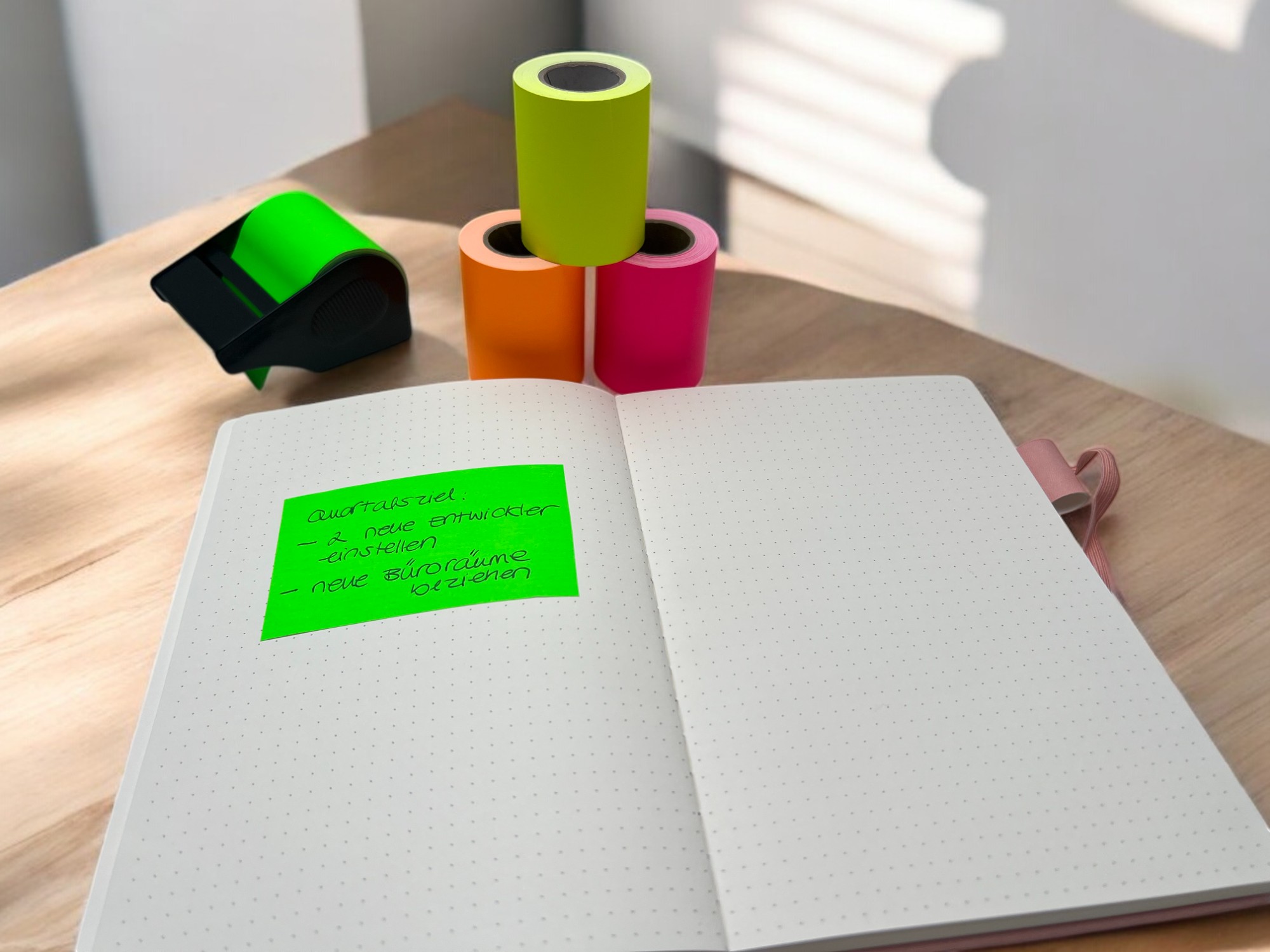 ROLL 'N' WRITE NEON - Haftnotizband (Klebeband) 10m:60mm "Postit" ROLL 'N' WRITE NEON - Haftnotizband (Klebeband) 10m:60mm "Postit"